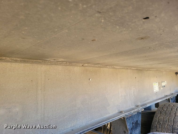 image for item EA2397 2009 Mac Trailer end dump trailer