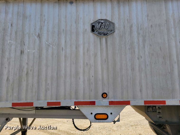 image for item EA2397 2009 Mac Trailer end dump trailer