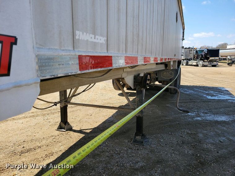 image for item EA2397 2009 Mac Trailer end dump trailer