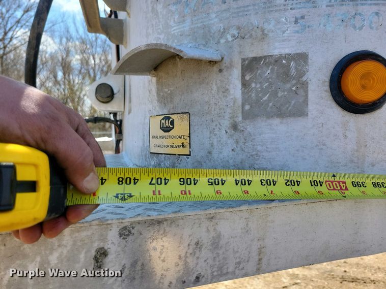 image for item EA2397 2009 Mac Trailer end dump trailer