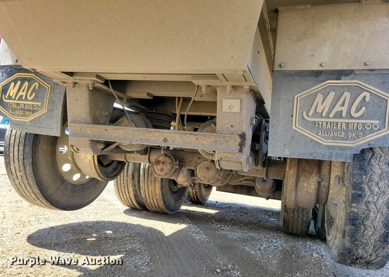 image for item EA2397 2009 Mac Trailer end dump trailer