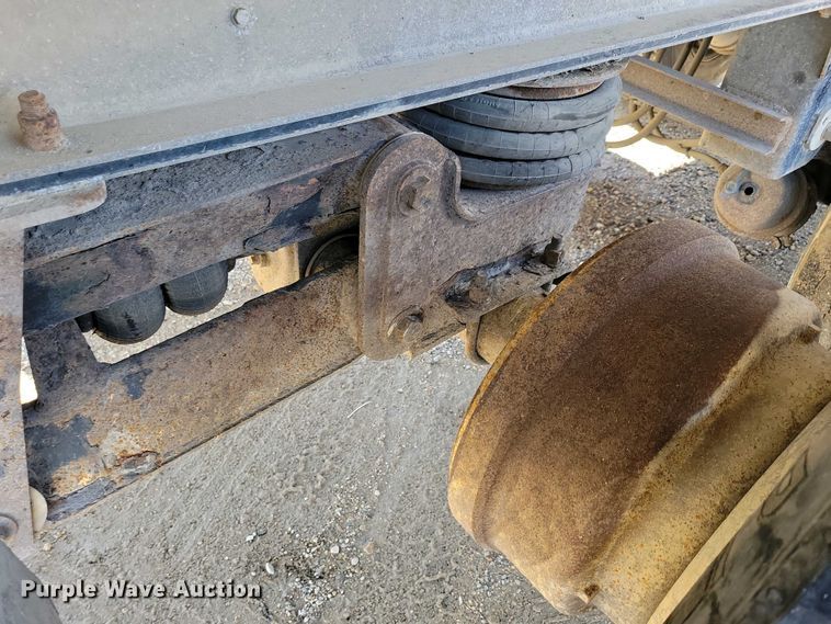 image for item EA2397 2009 Mac Trailer end dump trailer