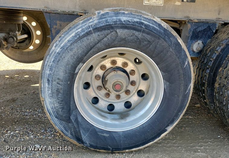 image for item EA2397 2009 Mac Trailer end dump trailer