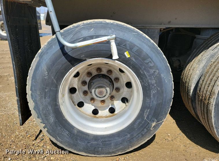 image for item EA2397 2009 Mac Trailer end dump trailer