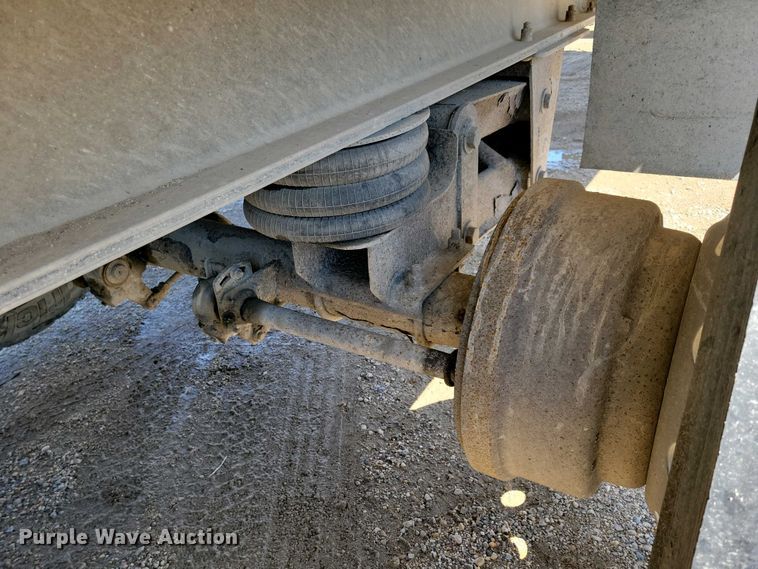 image for item EA2397 2009 Mac Trailer end dump trailer