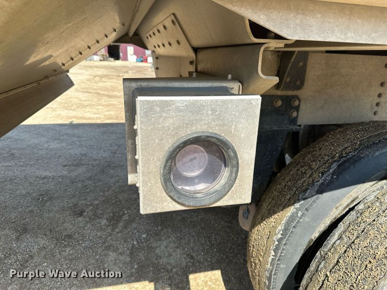 image for item EA2398 2021 Prestige  Commodity trailer grain trailer