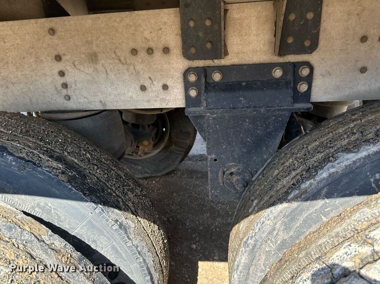 image for item EA2398 2021 Prestige  Commodity trailer grain trailer