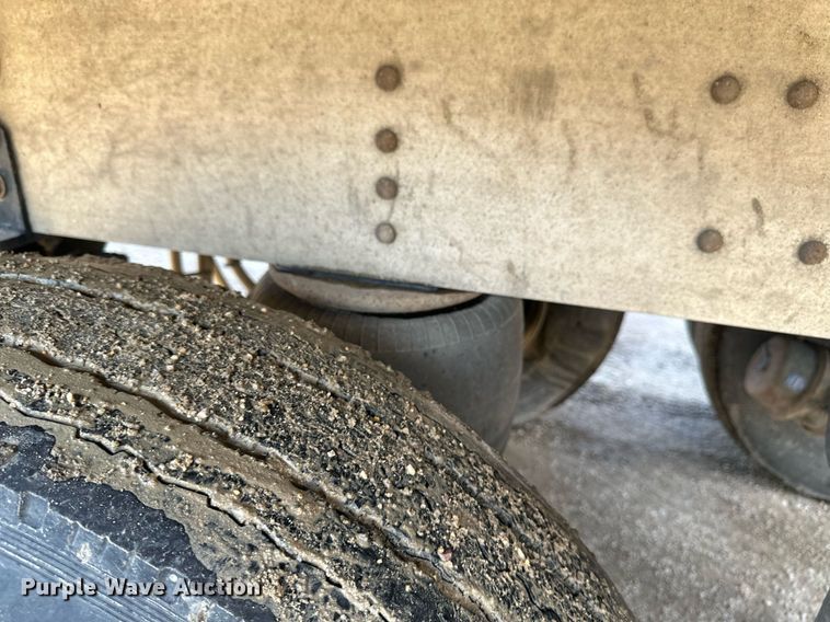 image for item EA2398 2021 Prestige  Commodity trailer grain trailer