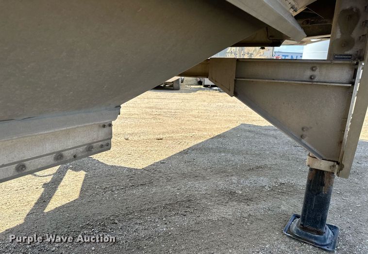 image for item EA2398 2021 Prestige  Commodity trailer grain trailer