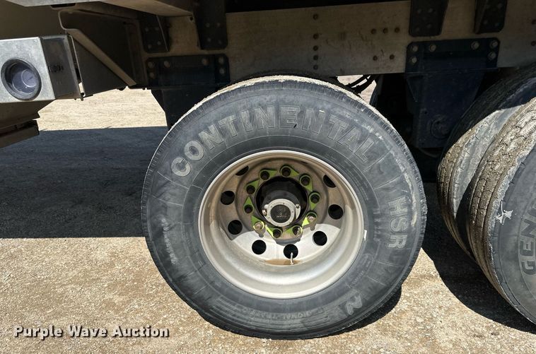 image for item EA2398 2021 Prestige  Commodity trailer grain trailer