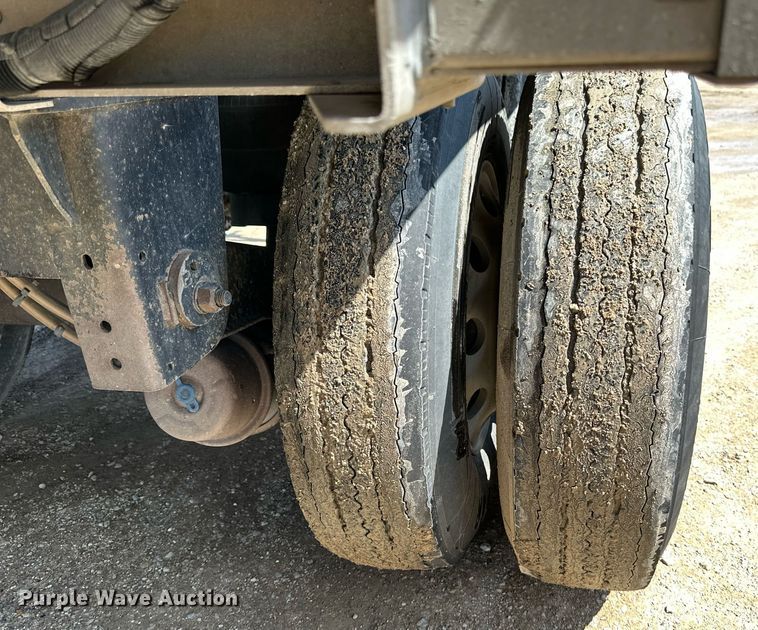 image for item EA2398 2021 Prestige  Commodity trailer grain trailer