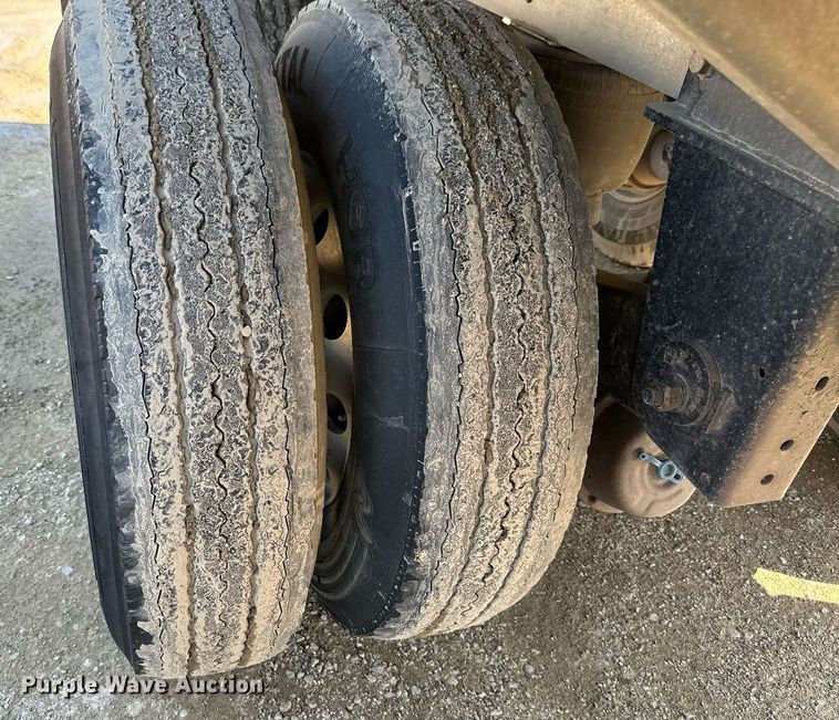 image for item EA2398 2021 Prestige  Commodity trailer grain trailer