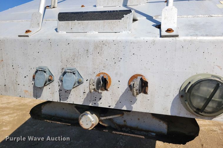 image for item EA2399 2013 Travis bottom dump trailer