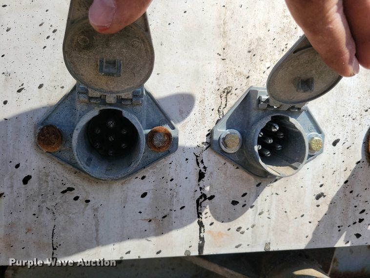 image for item EA2399 2013 Travis bottom dump trailer