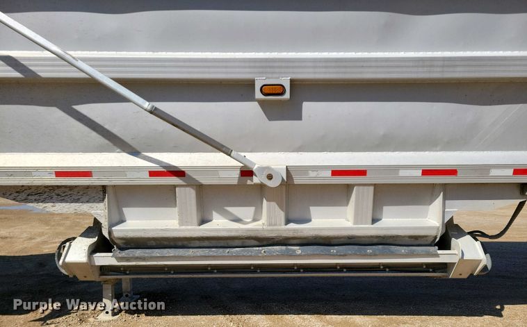 image for item EA2399 2013 Travis bottom dump trailer