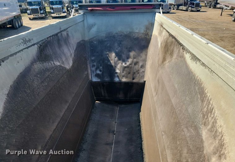 image for item EA2399 2013 Travis bottom dump trailer