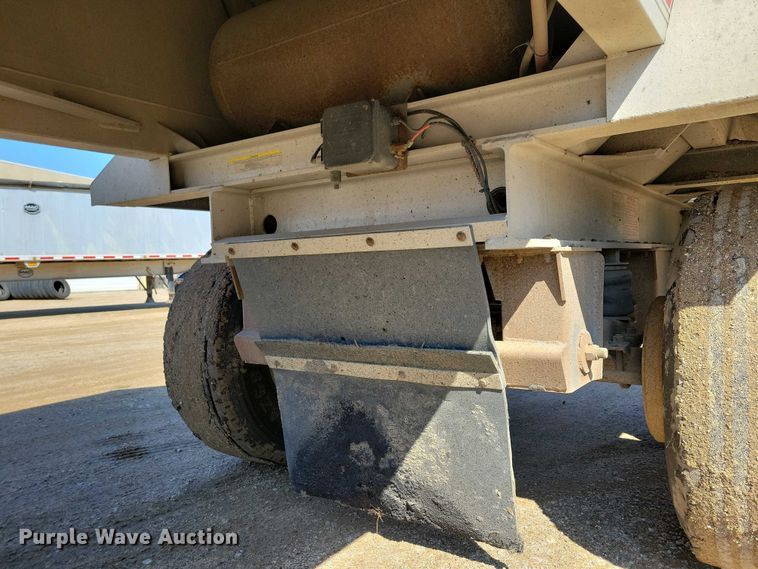 image for item EA2399 2013 Travis bottom dump trailer