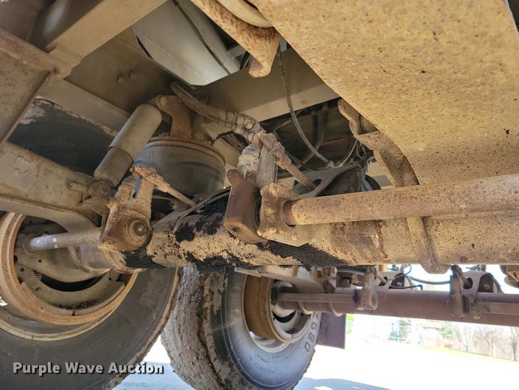 image for item EA2399 2013 Travis bottom dump trailer