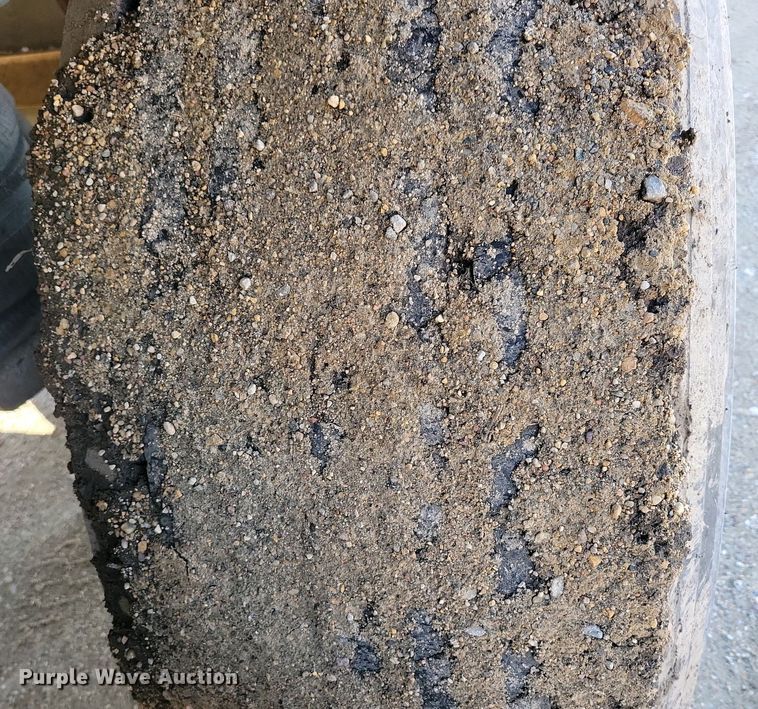 image for item EA2399 2013 Travis bottom dump trailer