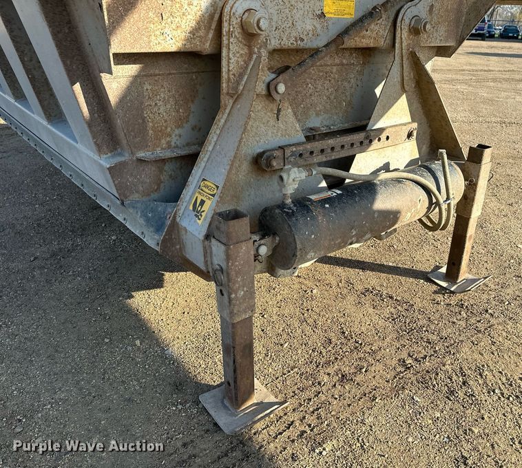 image for item EA2402 2014 Armor Lite SBD-40 LT bottom dump trailer