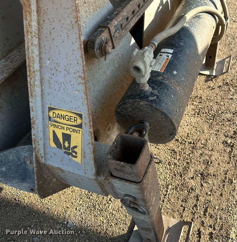 image for item EA2402 2014 Armor Lite SBD-40 LT bottom dump trailer