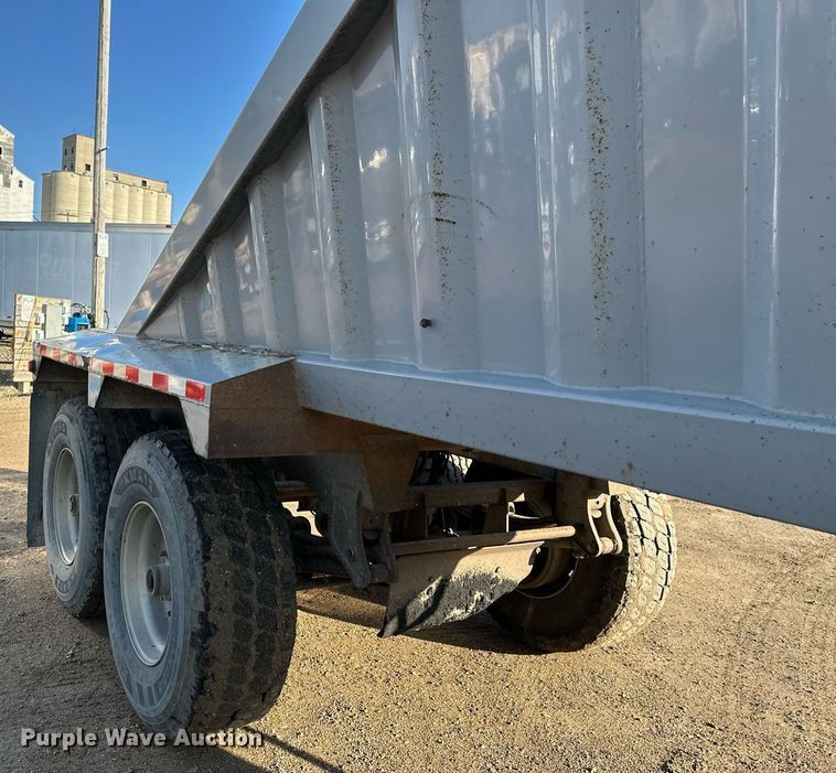 image for item EA2402 2014 Armor Lite SBD-40 LT bottom dump trailer