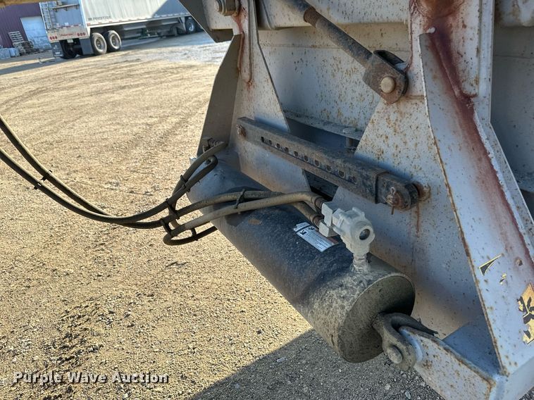 image for item EA2402 2014 Armor Lite SBD-40 LT bottom dump trailer