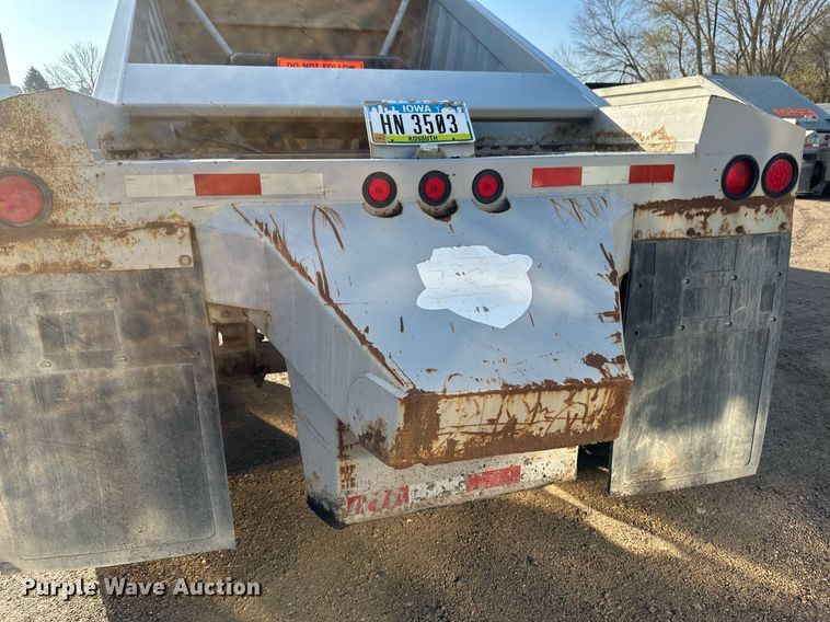 image for item EA2402 2014 Armor Lite SBD-40 LT bottom dump trailer