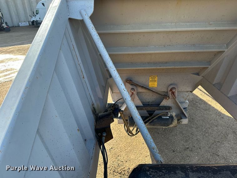image for item EA2402 2014 Armor Lite SBD-40 LT bottom dump trailer