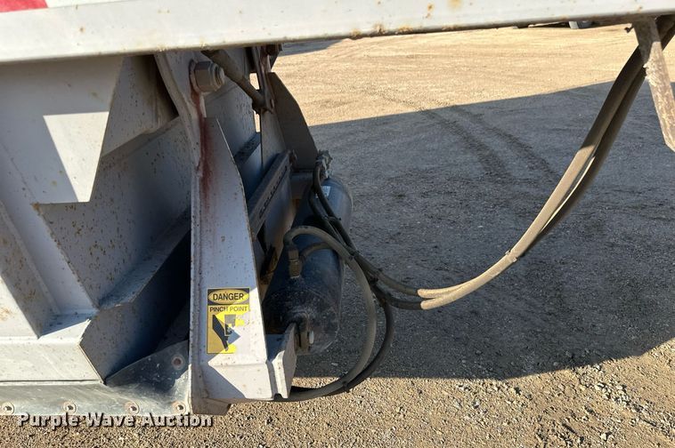 image for item EA2402 2014 Armor Lite SBD-40 LT bottom dump trailer