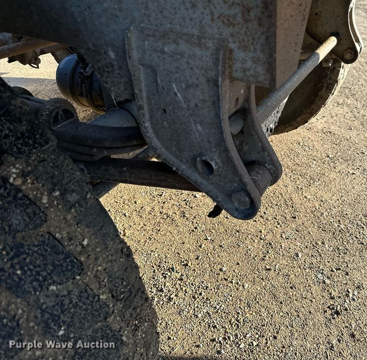 image for item EA2402 2014 Armor Lite SBD-40 LT bottom dump trailer