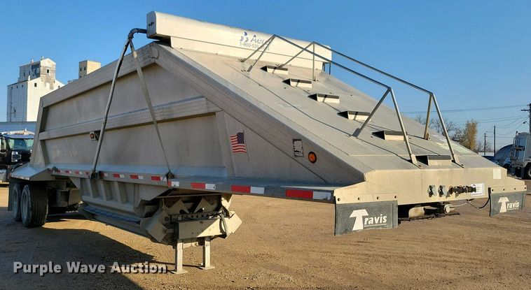 image for item EA2403 2013 Travis bottom dump trailer