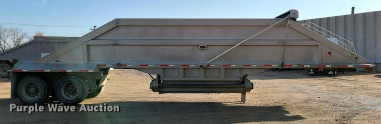 image for item EA2403 2013 Travis bottom dump trailer