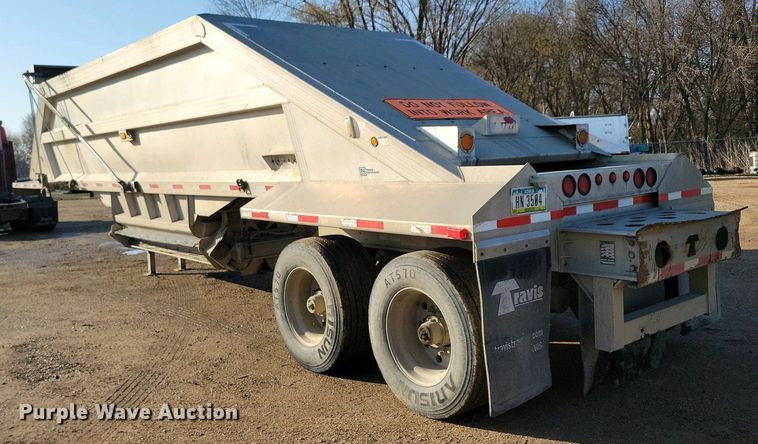 image for item EA2403 2013 Travis bottom dump trailer