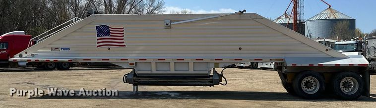 image for item EA2411 2011 Travis  bottom dump trailer