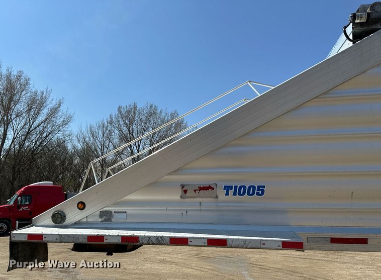 image for item EA2411 2011 Travis  bottom dump trailer