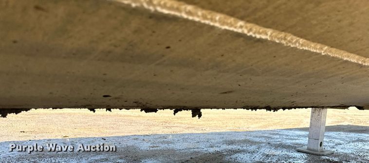 image for item EA2411 2011 Travis  bottom dump trailer