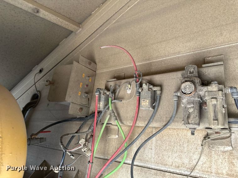 image for item EA2411 2011 Travis  bottom dump trailer