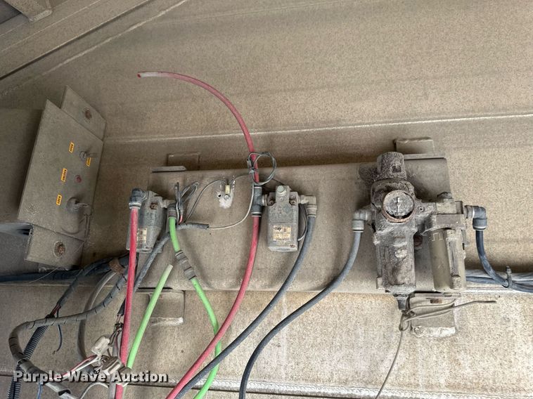 image for item EA2411 2011 Travis  bottom dump trailer