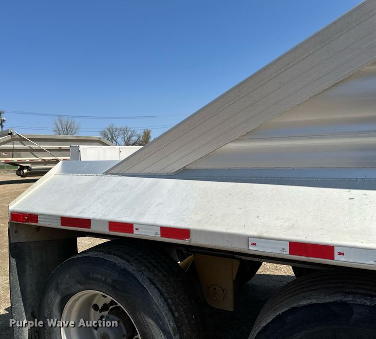 image for item EA2411 2011 Travis  bottom dump trailer