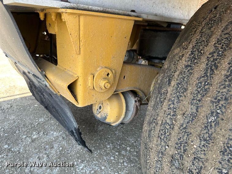 image for item EA2411 2011 Travis  bottom dump trailer