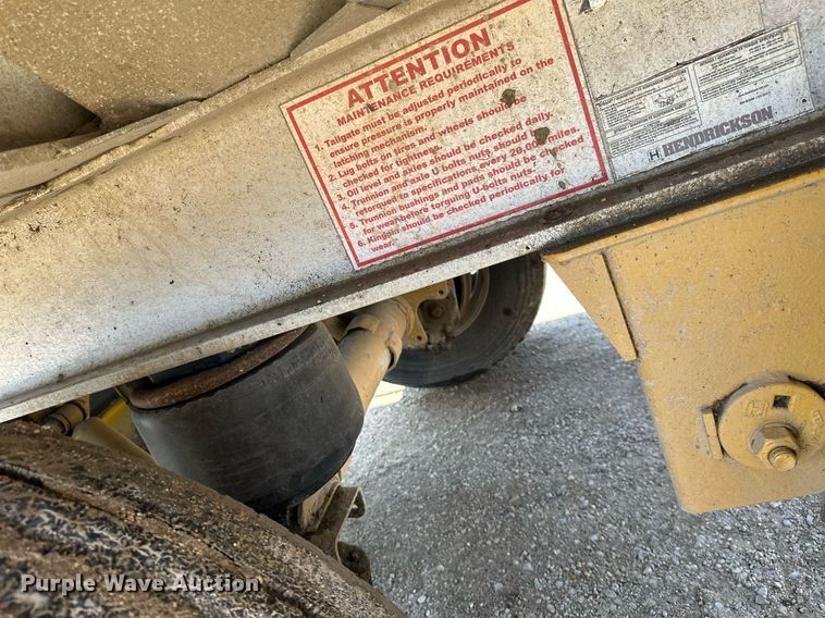 image for item EA2411 2011 Travis  bottom dump trailer