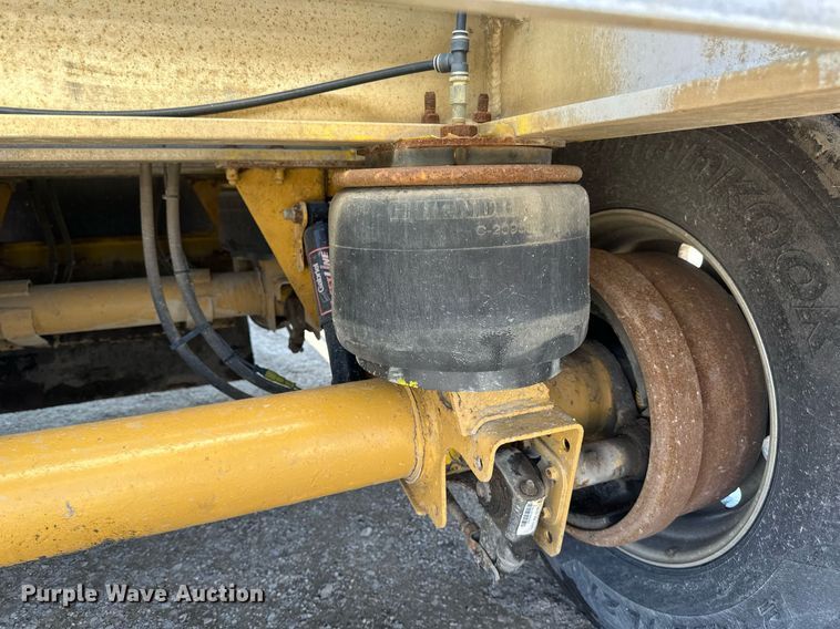 image for item EA2411 2011 Travis  bottom dump trailer