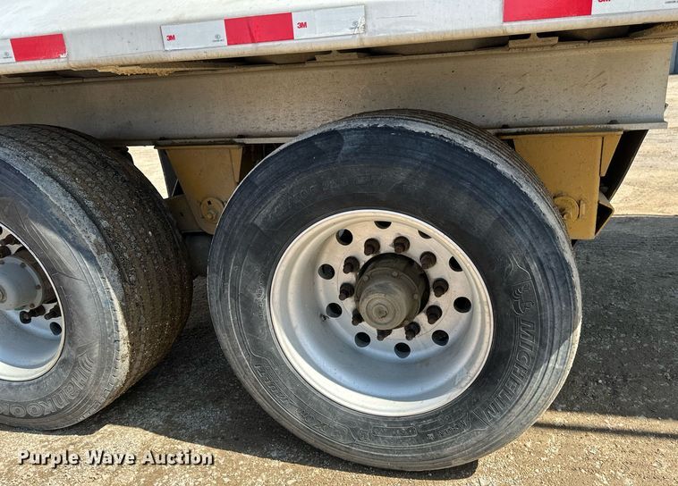 image for item EA2411 2011 Travis  bottom dump trailer