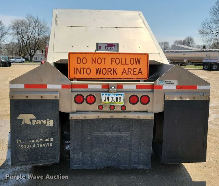 image for item EA2412 2014 Travis bottom dump trailer