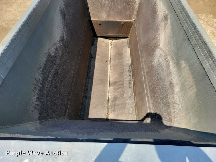 image for item EA2412 2014 Travis bottom dump trailer