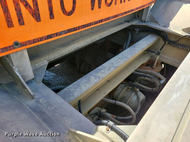 image for item EA2412 2014 Travis bottom dump trailer