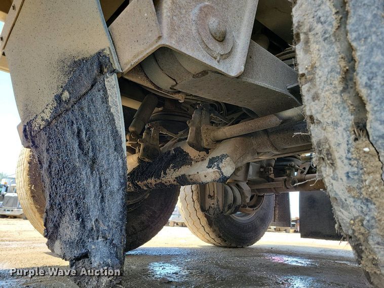 image for item EA2412 2014 Travis bottom dump trailer