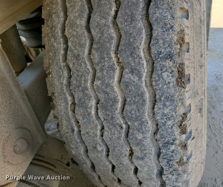 image for item EA2412 2014 Travis bottom dump trailer