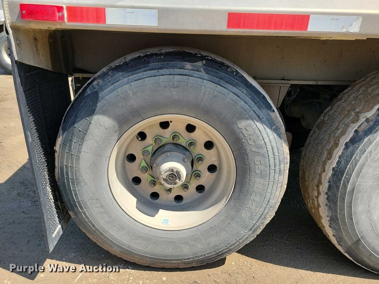 image for item EA2412 2014 Travis bottom dump trailer